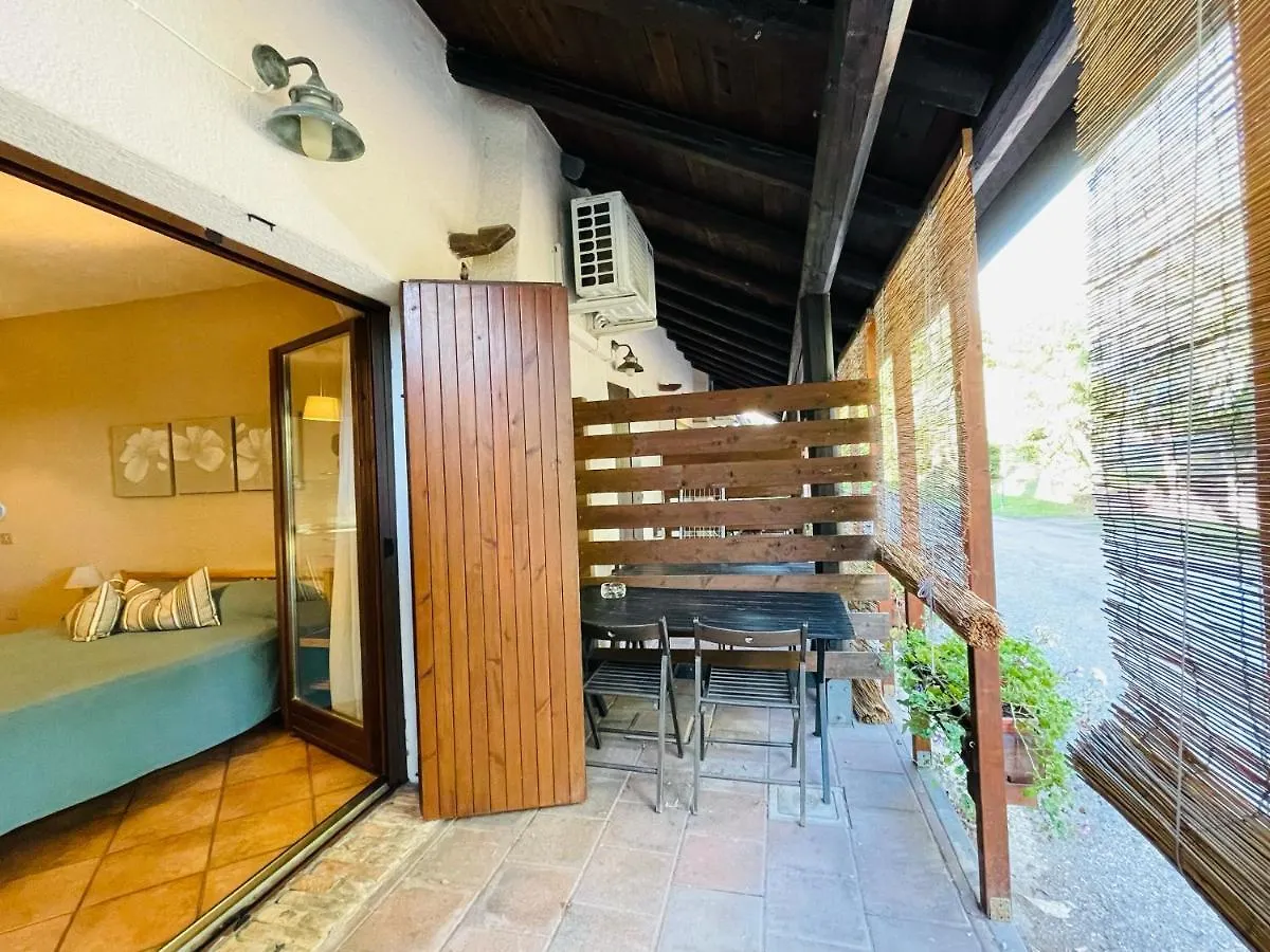 Appartamento Borgo del Nibbio Porto Levante 0*,  Italia
